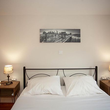 Unique Apartment Chania  Bagian luar foto